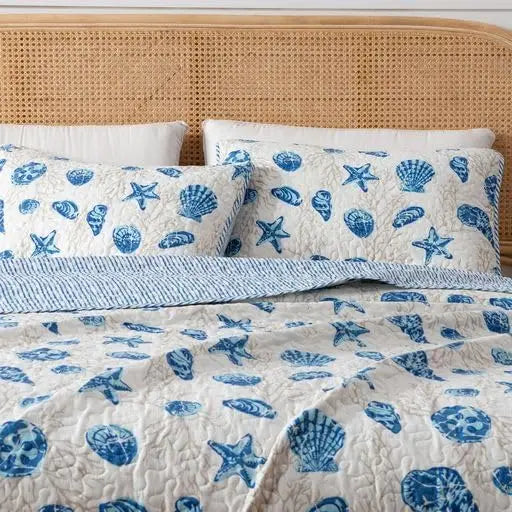 Summer Coastal Quilt Set - Full/Queen, Beach 2-Piece Reversible Bedspread with Sham