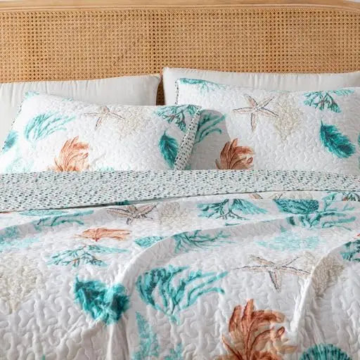 Summer Coastal Quilt Set - Full/Queen, Beach 2-Piece Reversible Bedspread with Sham