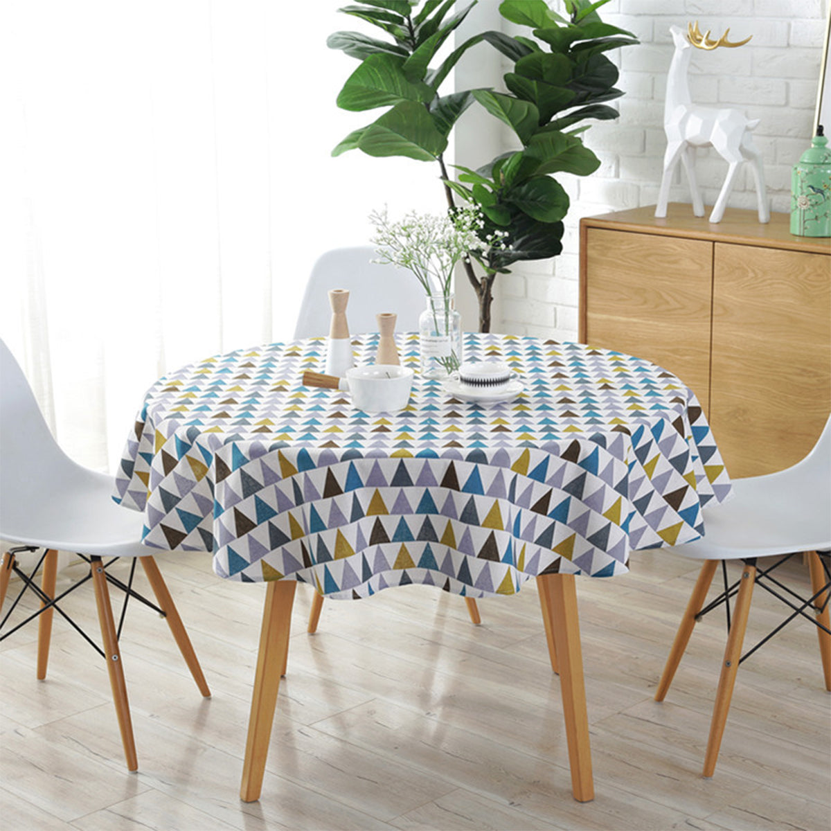 Nordic Round Tablecloth – Cotton Linen, Washable & Stylish