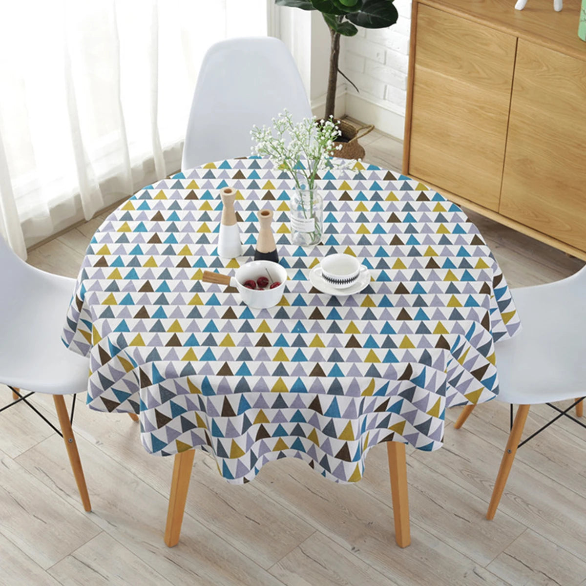 Nordic Round Tablecloth – Cotton Linen, Washable & Stylish