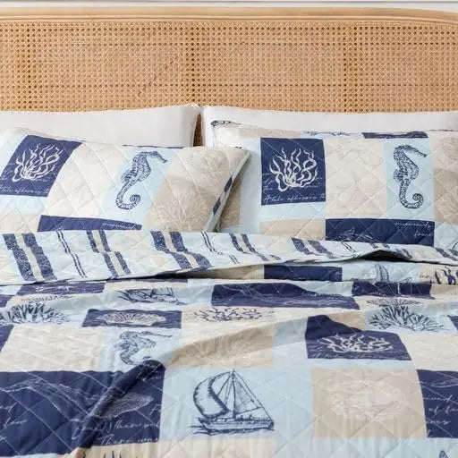 Summer Coastal Quilt Set - Full/Queen, Beach 2-Piece Reversible Bedspread with Sham