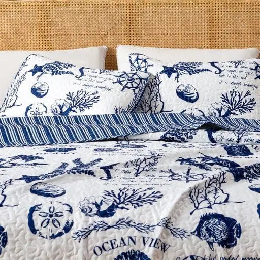 Summer Coastal Quilt Set - Full/Queen, Beach 2-Piece Reversible Bedspread with Sham